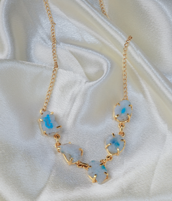 Sky Mist Stoned Necklace