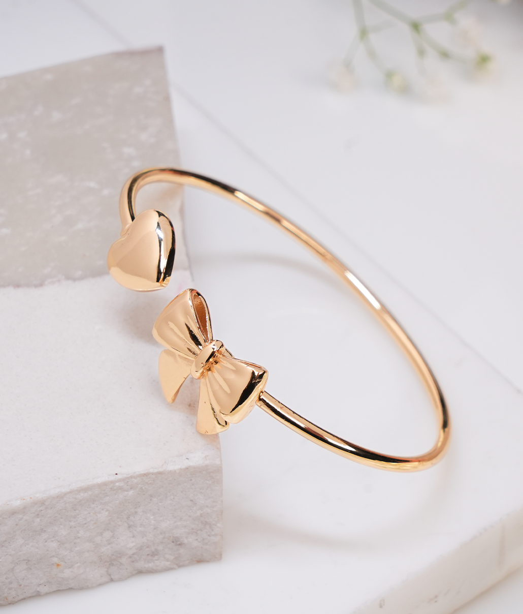 Golden Heart & Bow Charm Bracelet