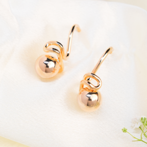 Imitation jewellery for women