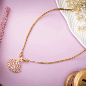 Aarvi Bloom Necklace