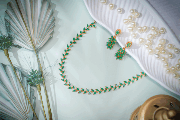 Varnika Petal Set
