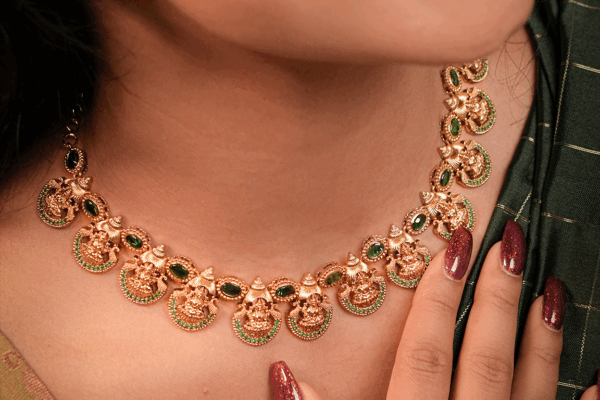 Temple antiques jewellery