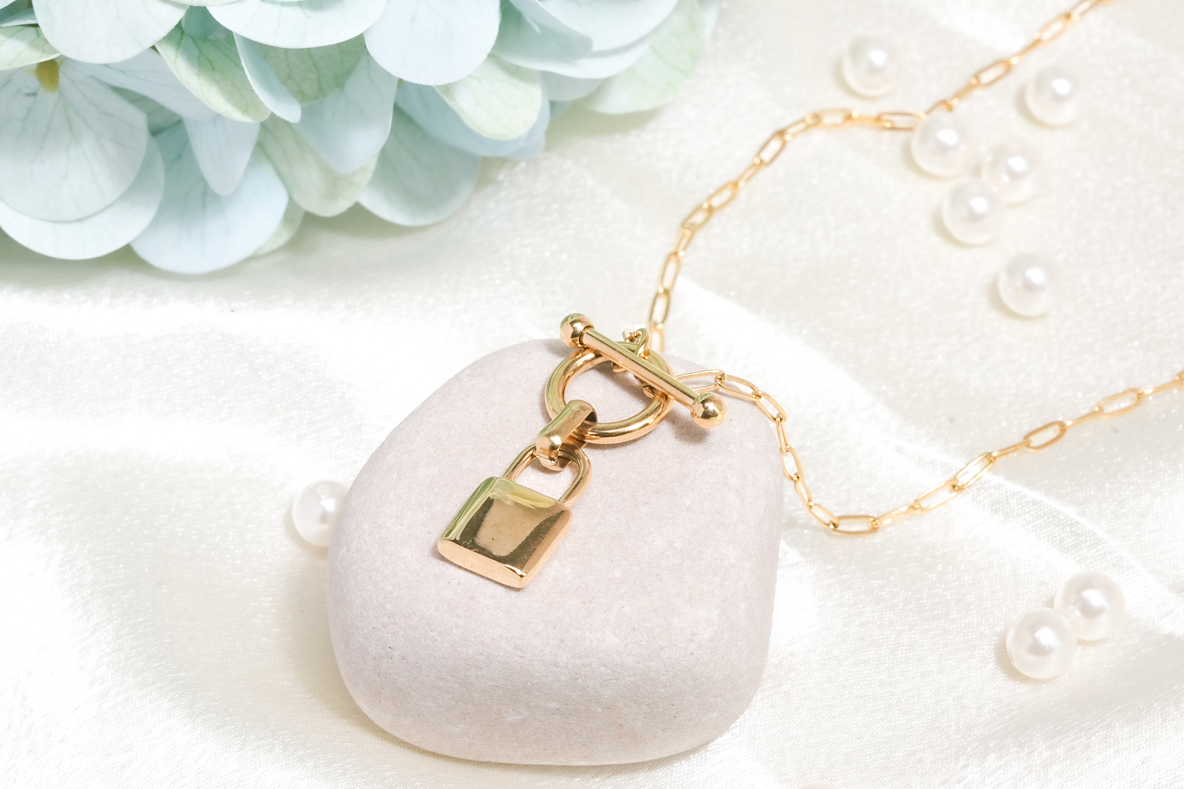 ARTIFICIAL JEWELLERY FOR WOMEN